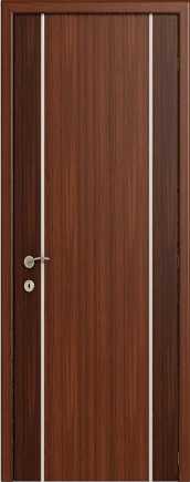 Puerta frontal de madera maciza con la opción de incorporar paneles de acero debajo de las puertas de madera en Ashdod y sus alrededores.